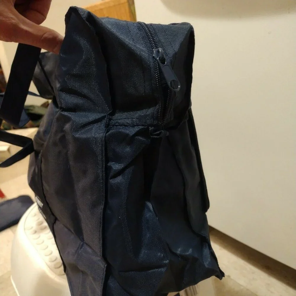 Foldable Travel Duffle Bag  Waterproof & Tear Resistant - Picture 8 of 8